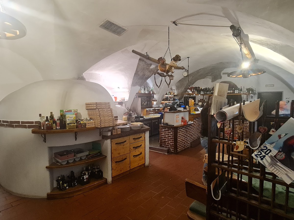 Restaurant Pizzeria Weißer Adler-3